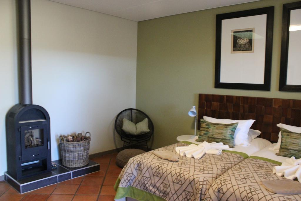 Auas Safari Lodge Windhoek Eksteriør bilde