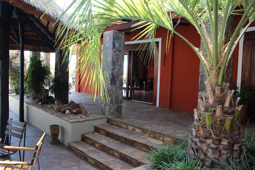 Auas Safari Lodge Windhoek Eksteriør bilde