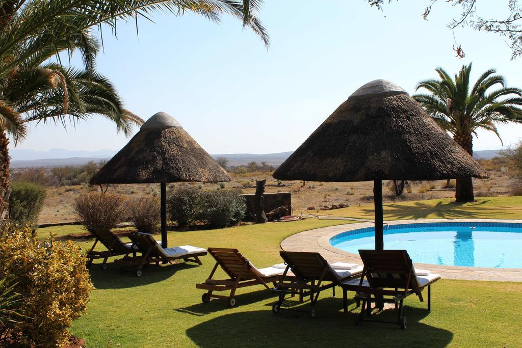 Auas Safari Lodge Windhoek Eksteriør bilde