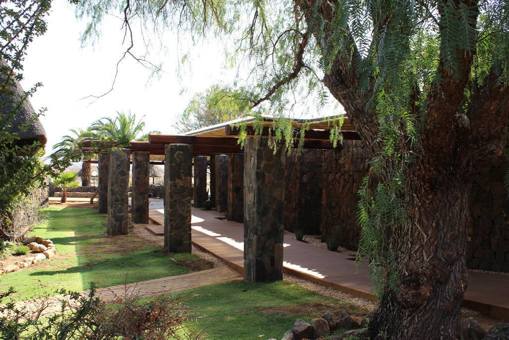 Auas Safari Lodge Windhoek Eksteriør bilde