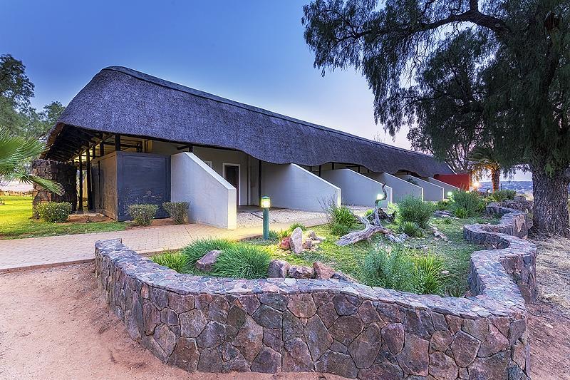 Auas Safari Lodge Windhoek Eksteriør bilde
