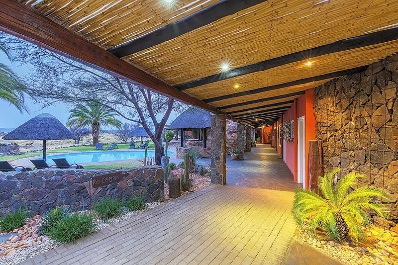 Auas Safari Lodge Windhoek Eksteriør bilde