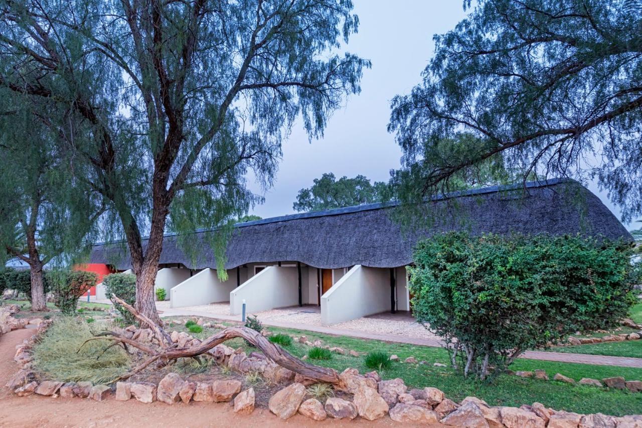 Auas Safari Lodge Windhoek Eksteriør bilde