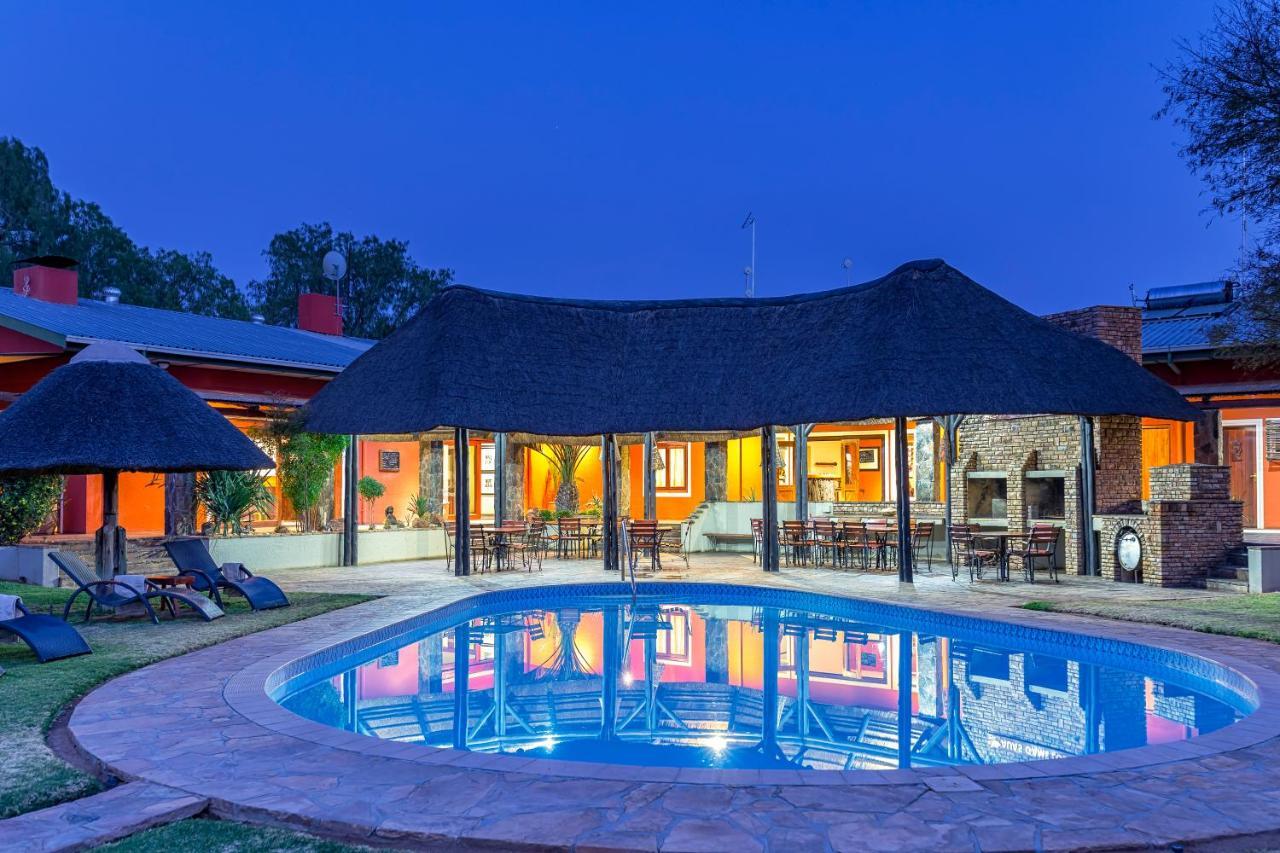 Auas Safari Lodge Windhoek Eksteriør bilde
